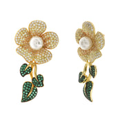 Earrings in 925 Silver with flowers embellished with pearls and colored zircons