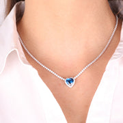 Collana in Argento 925  dettaglio a forma di cuore con zircone blu e zirconi bianchi