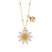 Metal necklace with daisy-shaped pendant in colored enamel