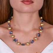 Collana in Metallo con perle oro e cristalli blu